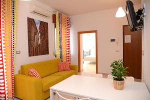 TV a/nebo společenská místnost v ubytování Jonico Guest House