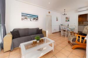 Posedenie v ubytovaní Homes of Spain, Al Andalus Residencial G Apartamento precioso con WIFI