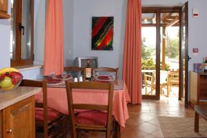 Fotografia z galérie ubytovania Lefkada Villas by Omikron Selections v destinácii Vavkerí
