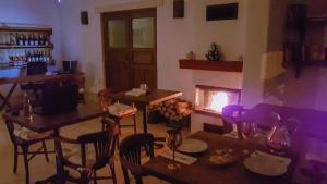 Напитки в Rebetiko Hotel