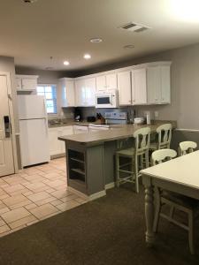 Kuchyň nebo kuchyňský kout v ubytování Holiday Inn Club Vacation Galveston Seaside Resort