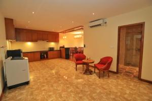 Imagen de la galería de Sunset Palace View Suites, en Mandalay