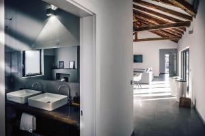 Postel nebo postele na pokoji v ubytování Luxury Villa Mala
