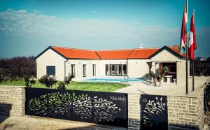 Bazén v ubytování Luxury Villa Mala nebo v jeho okolí