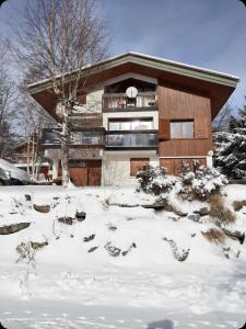 Το Chalet spacieux et convivial LA TOUSSUIRE τον χειμώνα