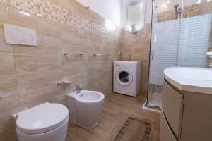 A bathroom at Case vacanza Assunta a Melendugno