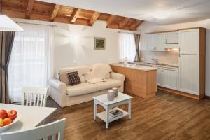 Majoituspaikan Residence Baron keittiö tai keittotila