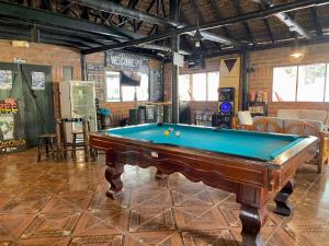 Biliár nebo kulečník v ubytování Great Hostels Backpackers
