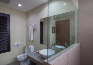 Bany a The Jayakarta Suites Komodo Flores