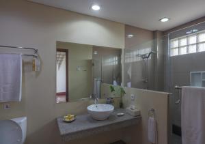 Bany a The Jayakarta Suites Komodo Flores