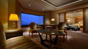 Posezení v ubytování Hotel New Otani Makuhari + 37 fotografií