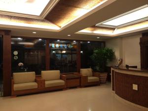El lobby o recepción de Kaiyue Hotel