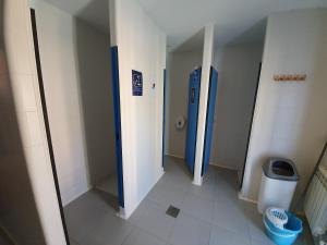 Ein Badezimmer in der Unterkunft Albergue Villares de Orbigo