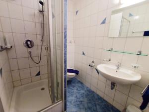 Koupelna v ubytování BodenSEE Gästehaus Tettnang ALBERGO