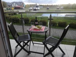 Vonkajšia záhrada v ubytovaní Apartament Zdrojowy Jastrzębia Góra