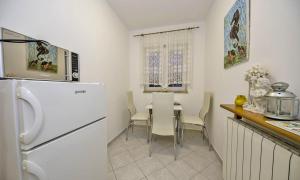 Dapur atau dapur kecil di Apartments Bolero