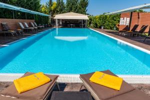 Gallery image of Anilio Plaza in Zakharo +76 photos