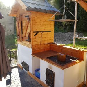 Gril pre hostí v priváte