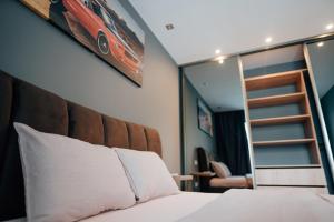 Area tempat duduk di Thome Arena Residence