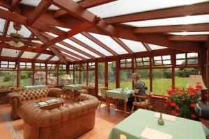 Area soggiorno di Pointers Guest House