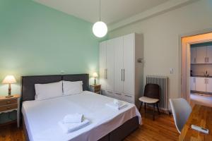 Posteľ alebo postele v izbe v ubytovaní Upscale Modern Escape in the Historic Center