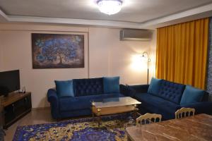 Posezení v ubytování Family Apart-Hotel "2022"- 3