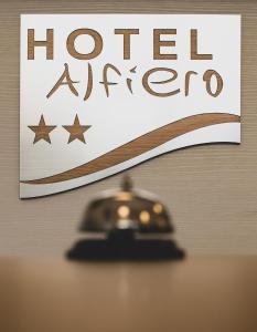 Een certificaat, prijs of ander document dat getoond wordt bij Hotel Alfiero