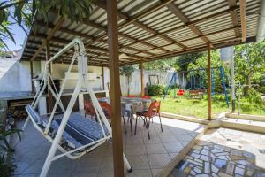Ein Garten an der Unterkunft Apartment Vili