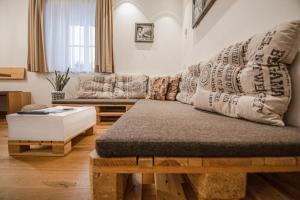 Imagen de la galería de haus urban B&B, en Barbiano