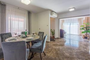 Φωτογραφία από το άλμπουμ του Apartments Kralj Zvonimir σε Jadranovo