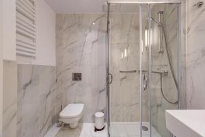 Kúpeľňa v ubytovaní Apartamenty Baltic Fort - visitopl + 37 fotografií