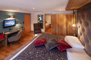 TV a/nebo společenská místnost v ubytování Boutique Hotel die Mittagspitze Superior