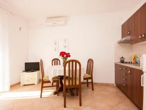 Fotografie z fotogalerie ubytování Apartments Sunčica 1613 v Rogoznici