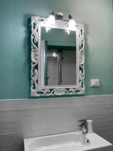 A bathroom at Il Nido del Canterino
