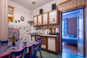 Kuchyňa alebo kuchynka v ubytovaní Apartamenty w Centrum - Zakopane