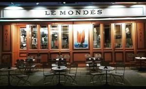 Le Mondes