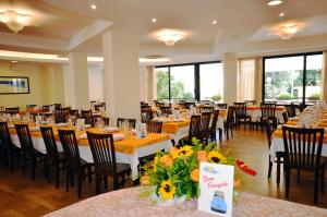 Restaurace v ubytování Hotel Turistica