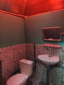 Amphoe Sawang Daen Dinにあるบ้านพักกลางนาのギャラリーの写真