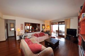 โทรทัศน์และ/หรือระบบความบันเทิงของ Postatiko Holiday Home Central Corfu