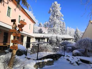 Hotel Via Ironia v zime