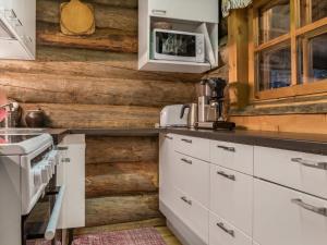 Η κουζίνα ή μικρή κουζίνα στο Holiday Home Pohjantähti by Interhome +21 φωτογραφίες