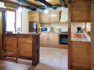 A kitchen or kitchenette at Holiday Home La Pervoisie - CNX200