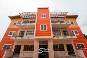 Balkoni atau teres di Luxurious 1 & 2 Bed Apartment at RealShala Homes, Adjiringanor - East Legon