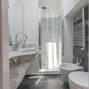 Koupelna v ubytování La Malà - camere di charme + 31 fotografií