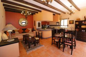 Gallery image of Casa Mia Suites in San Miguel de Allende