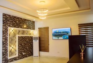 Eldhús eða eldhúskrókur á Ocean Park Hotel,Lekki phase 1