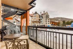 Gallery image of Luxury Ski In, Ski Out 2 Bedroom Mountain Residence In The Heart Of Lionshead Village With Heated Slope Side Pool And Hot Tub in Vail