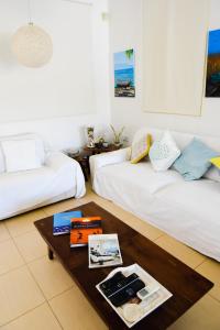 Imagen de la galería de Riverland beach villa, en Protaras