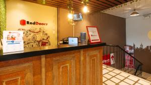 
The lobby or reception area at RedDoorz near Fishermall Quezon City

