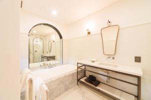 Hotel Museo Cheongju的一间浴室